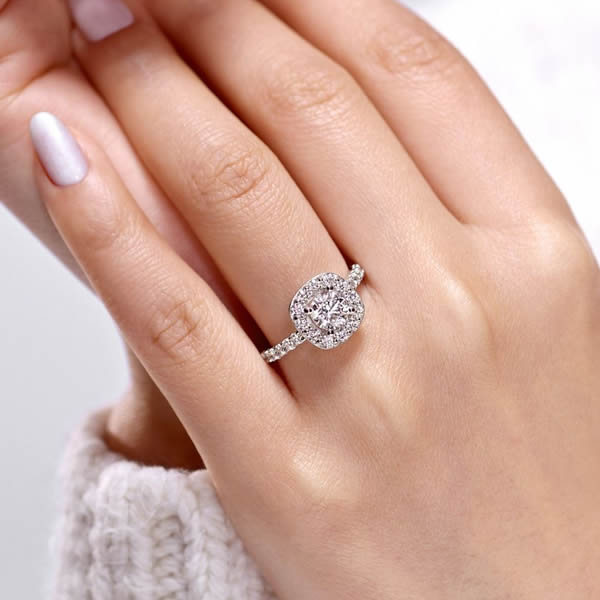 Brian Gavin Diamonds Featured #1 in GLAMOUR Top Engagement Rings For U